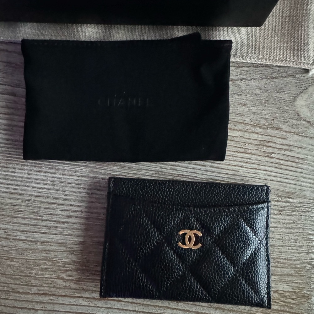 CHANEL caviar black and gold slim cardholder case